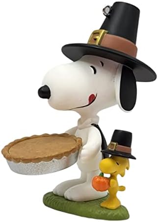 Hallmark Giving Thanks Ornament 2013 Peanuts QX9815