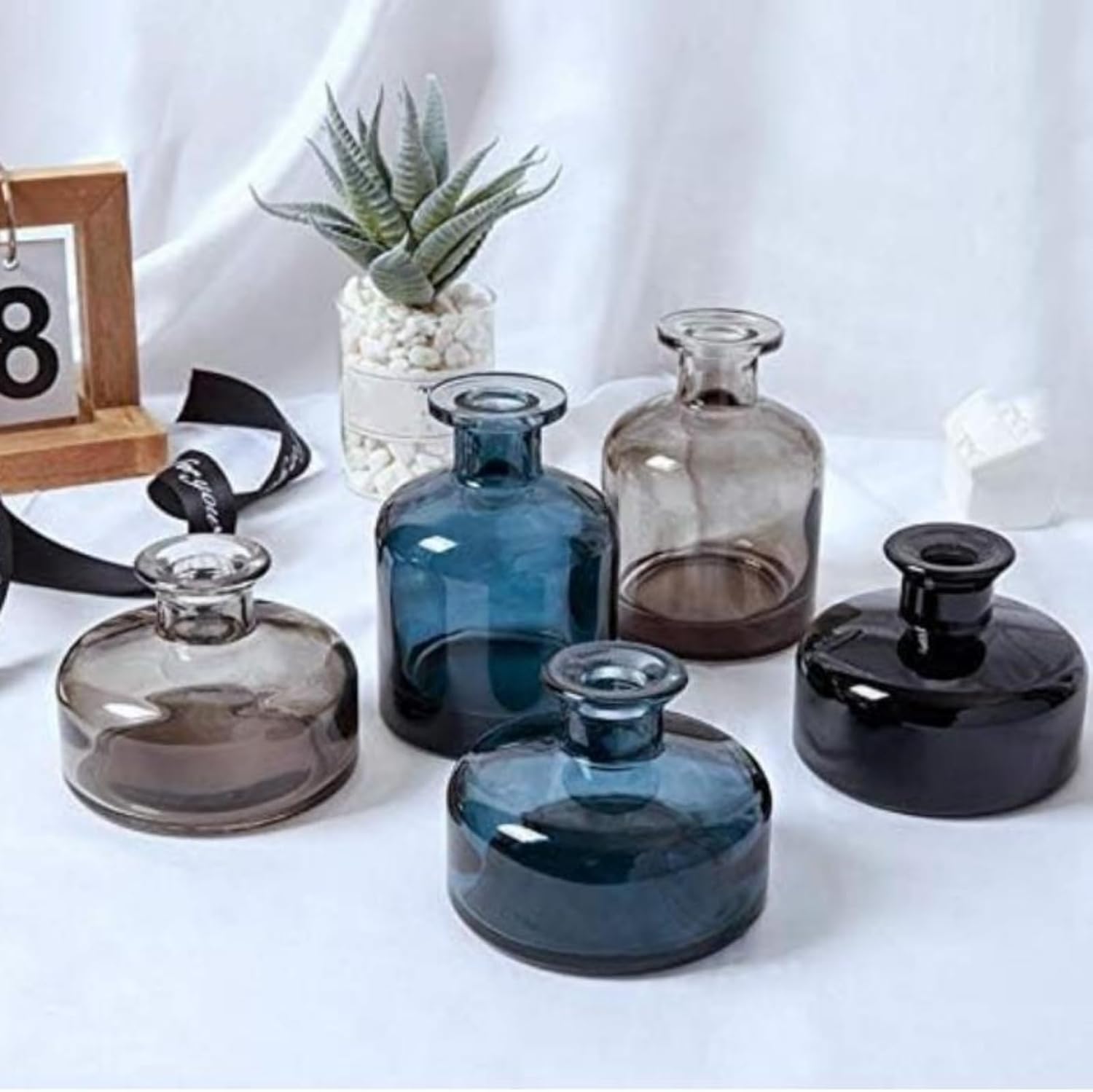 Elegant Glass Diffuser Vase for Aromatherapy and Home Decor