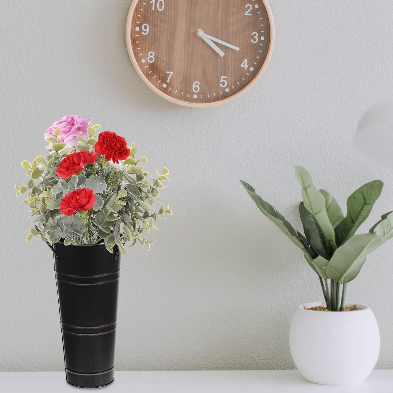 Beavorty Metal Flower Vase Bucket Rustic Decorative Planter Black