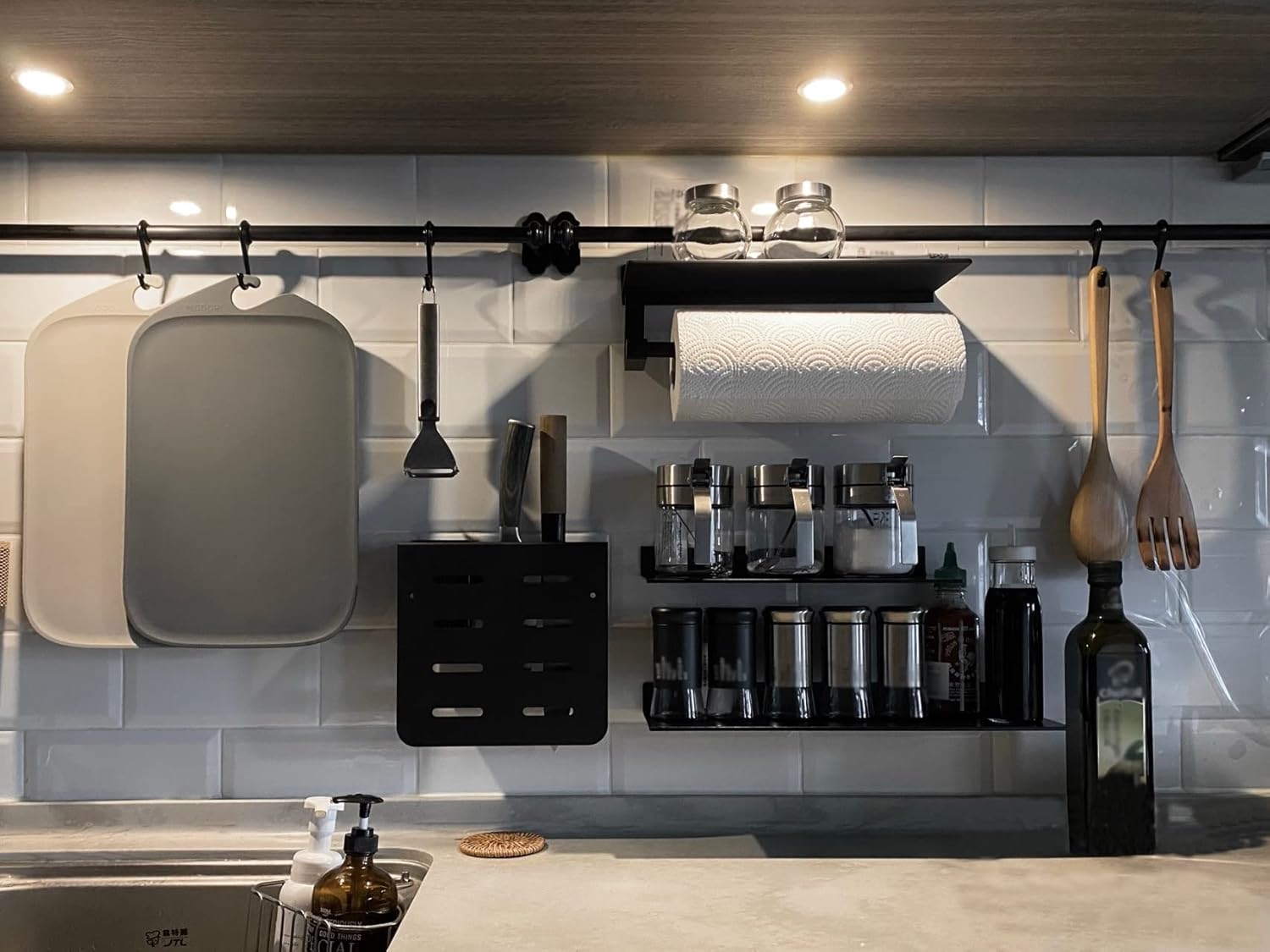 Heavy Duty Black Linear Metal Wall Shelf for Modern Living Room