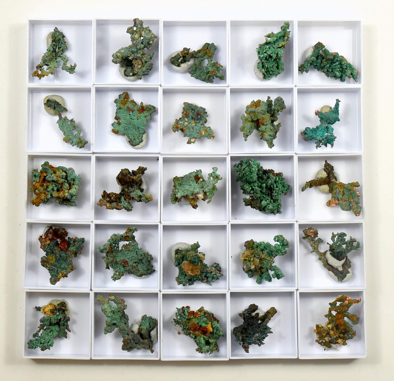 HQRP Green Orange Copper Cluster in Box Natural Collectible Gemstone
