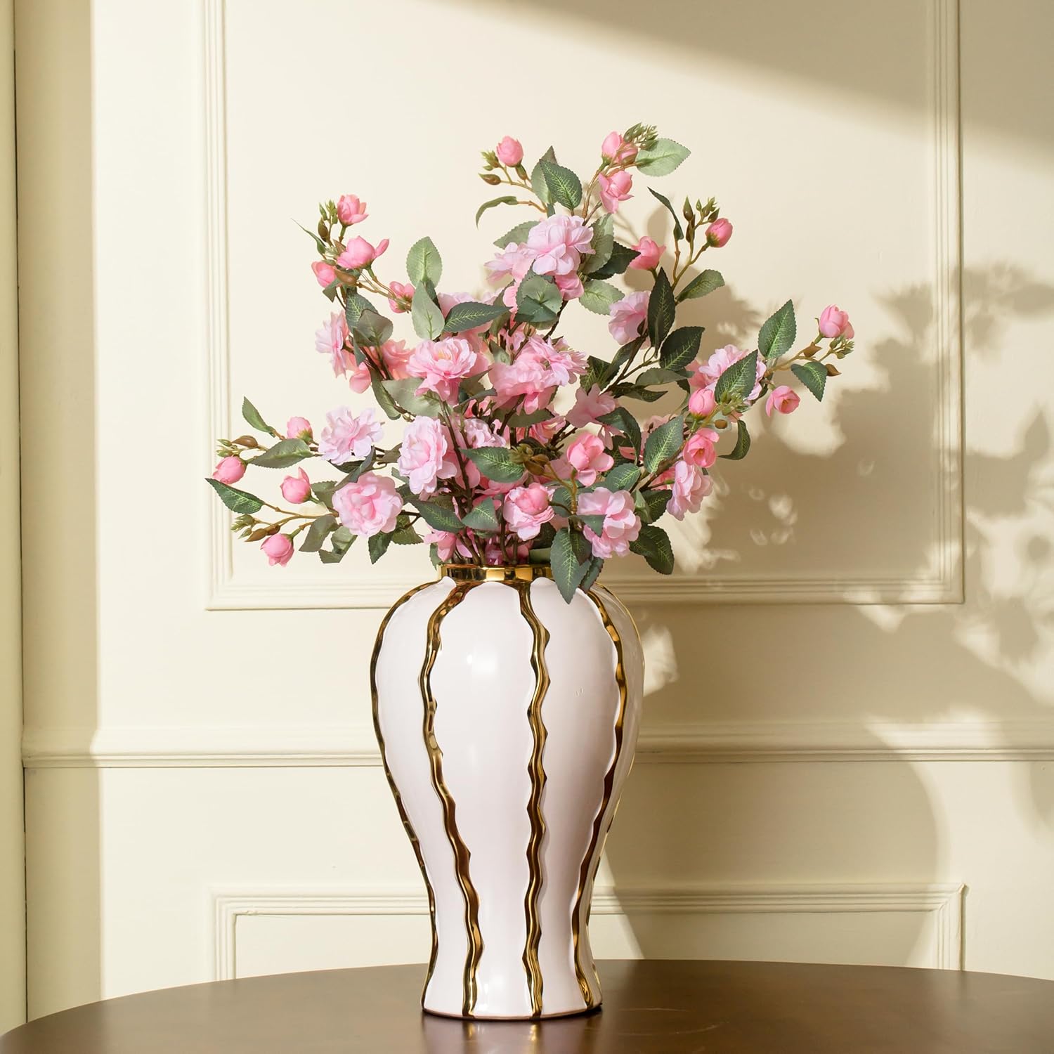 White Gold Ginger Jar with Lid Ceramic Vase